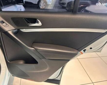 Фольксваген Тігуан, об'ємом двигуна 2 л та пробігом 152 тис. км за 17500 $, фото 25 на Automoto.ua