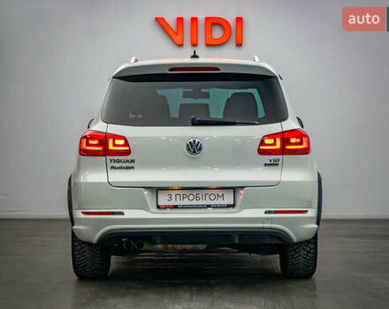 Фольксваген Тигуан, объемом двигателя 2 л и пробегом 178 тыс. км за 12529 $, фото 5 на Automoto.ua