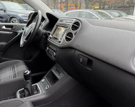 Фольксваген Тігуан, об'ємом двигуна 2 л та пробігом 171 тис. км за 16800 $, фото 32 на Automoto.ua