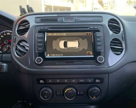 Фольксваген Тігуан, об'ємом двигуна 2 л та пробігом 151 тис. км за 18200 $, фото 13 на Automoto.ua