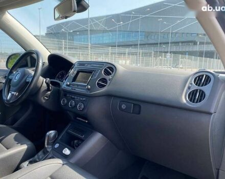 Фольксваген Тігуан, об'ємом двигуна 2 л та пробігом 130 тис. км за 12990 $, фото 16 на Automoto.ua