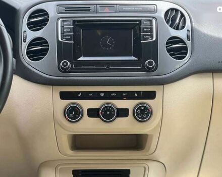 Фольксваген Тигуан, объемом двигателя 2 л и пробегом 129 тыс. км за 14000 $, фото 19 на Automoto.ua