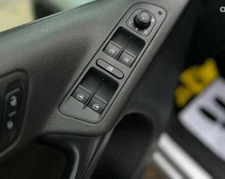 Фольксваген Тігуан, об'ємом двигуна 2 л та пробігом 204 тис. км за 13999 $, фото 14 на Automoto.ua