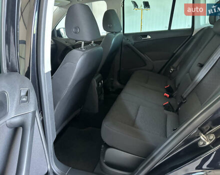 Фольксваген Тигуан, объемом двигателя 2 л и пробегом 123 тыс. км за 12000 $, фото 12 на Automoto.ua