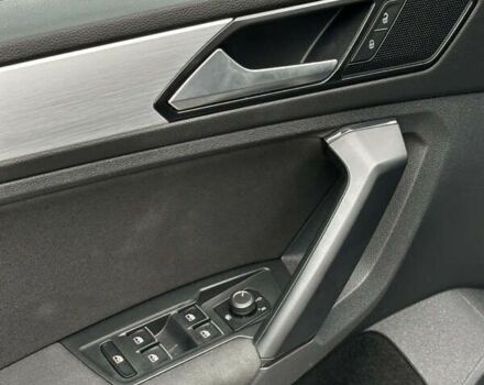 Фольксваген Тигуан, объемом двигателя 2 л и пробегом 181 тыс. км за 22300 $, фото 5 на Automoto.ua