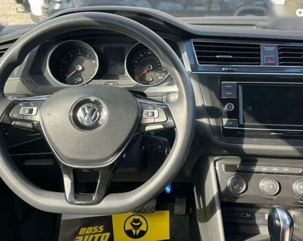 Фольксваген Тигуан, объемом двигателя 2 л и пробегом 42 тыс. км за 17000 $, фото 9 на Automoto.ua