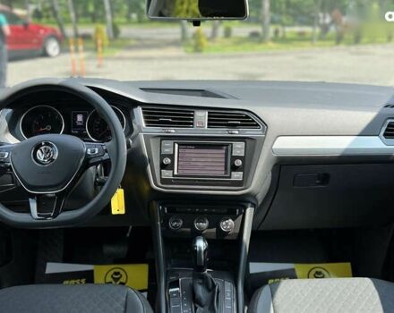 Фольксваген Тигуан, объемом двигателя 2 л и пробегом 111 тыс. км за 17900 $, фото 13 на Automoto.ua