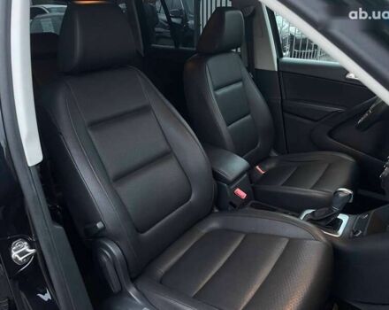 Фольксваген Тігуан, об'ємом двигуна 2 л та пробігом 150 тис. км за 13499 $, фото 28 на Automoto.ua