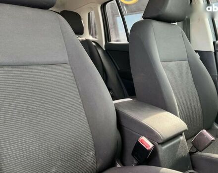 Фольксваген Тигуан, объемом двигателя 2 л и пробегом 142 тыс. км за 12200 $, фото 25 на Automoto.ua