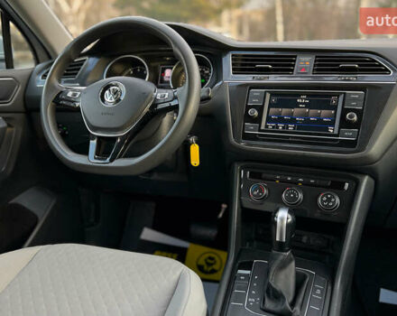 Фольксваген Тігуан, об'ємом двигуна 2 л та пробігом 172 тис. км за 16650 $, фото 13 на Automoto.ua
