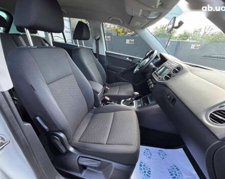 Фольксваген Тигуан, объемом двигателя 2 л и пробегом 134 тыс. км за 12600 $, фото 24 на Automoto.ua