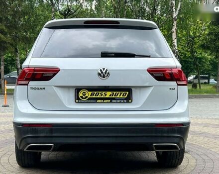 Фольксваген Тигуан, объемом двигателя 2 л и пробегом 172 тыс. км за 17700 $, фото 5 на Automoto.ua