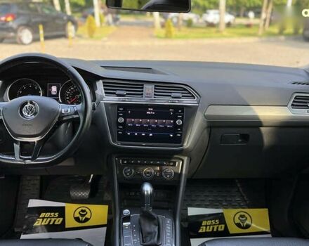 Фольксваген Тигуан, объемом двигателя 2 л и пробегом 101 тыс. км за 20800 $, фото 13 на Automoto.ua