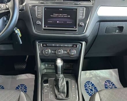 Фольксваген Тігуан, об'ємом двигуна 2 л та пробігом 183 тис. км за 20950 $, фото 9 на Automoto.ua