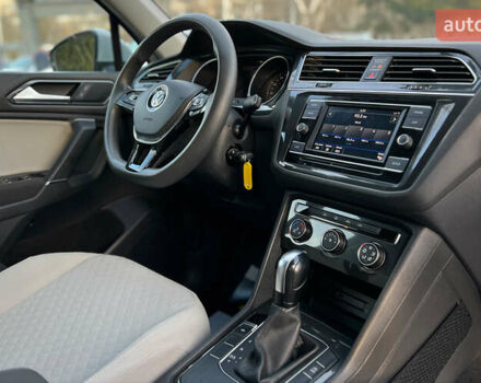 Фольксваген Тігуан, об'ємом двигуна 2 л та пробігом 172 тис. км за 16650 $, фото 10 на Automoto.ua