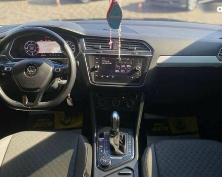 Фольксваген Тигуан, объемом двигателя 2 л и пробегом 192 тыс. км за 27400 $, фото 13 на Automoto.ua