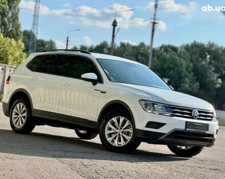 Фольксваген Тігуан, об'ємом двигуна 2 л та пробігом 147 тис. км за 19200 $, фото 4 на Automoto.ua