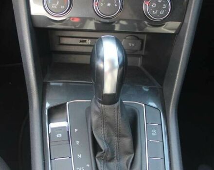 Фольксваген Тигуан, объемом двигателя 2 л и пробегом 104 тыс. км за 22200 $, фото 19 на Automoto.ua