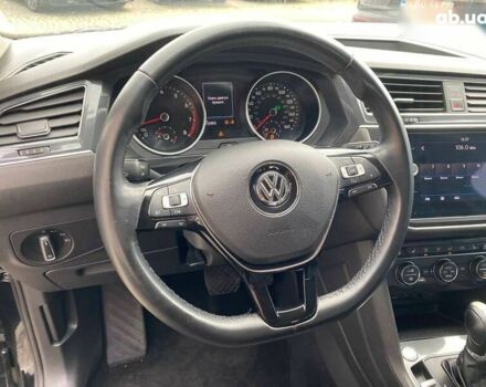 Фольксваген Тигуан, объемом двигателя 2 л и пробегом 212 тыс. км за 15300 $, фото 12 на Automoto.ua