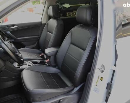 Фольксваген Тігуан, об'ємом двигуна 2 л та пробігом 138 тис. км за 17900 $, фото 6 на Automoto.ua