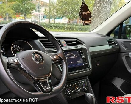 Фольксваген Тігуан, об'ємом двигуна 2 л та пробігом 103 тис. км за 18999 $, фото 9 на Automoto.ua