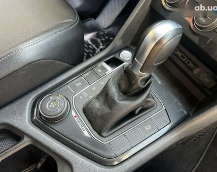 Фольксваген Тігуан, об'ємом двигуна 2 л та пробігом 190 тис. км за 17500 $, фото 18 на Automoto.ua
