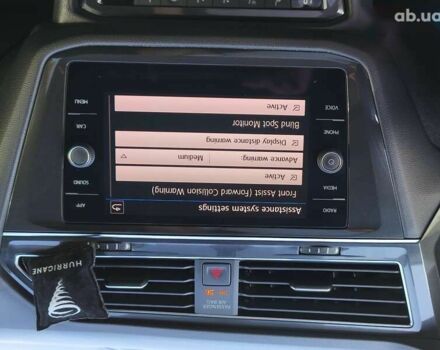 Фольксваген Тігуан, об'ємом двигуна 2 л та пробігом 115 тис. км за 17650 $, фото 22 на Automoto.ua