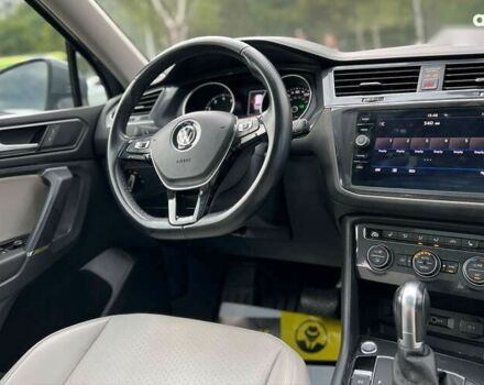 Фольксваген Тігуан, об'ємом двигуна 2 л та пробігом 135 тис. км за 19200 $, фото 16 на Automoto.ua