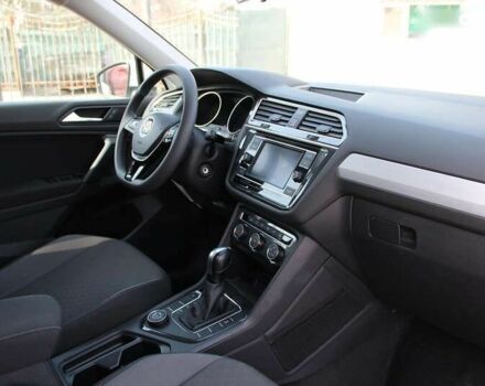 Фольксваген Тигуан, объемом двигателя 2 л и пробегом 104 тыс. км за 22200 $, фото 15 на Automoto.ua