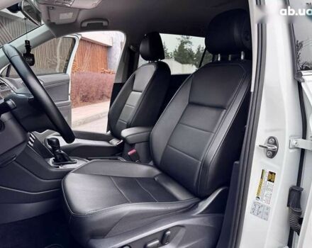 Фольксваген Тигуан, объемом двигателя 2 л и пробегом 135 тыс. км за 21500 $, фото 19 на Automoto.ua