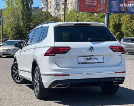 Фольксваген Тігуан, об'ємом двигуна 2 л та пробігом 64 тис. км за 17900 $, фото 8 на Automoto.ua
