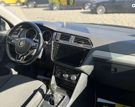 Фольксваген Тігуан, об'ємом двигуна 2 л та пробігом 258 тис. км за 18700 $, фото 25 на Automoto.ua