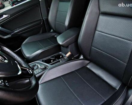 Фольксваген Тигуан, объемом двигателя 2 л и пробегом 135 тыс. км за 18800 $, фото 9 на Automoto.ua