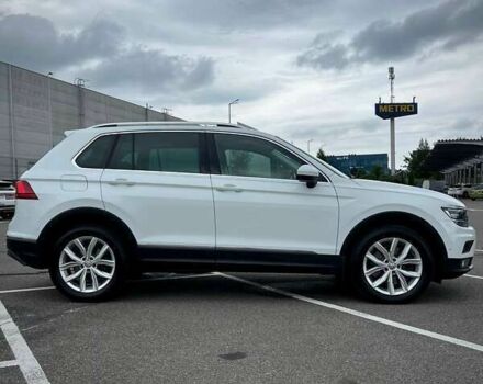 Фольксваген Тігуан, об'ємом двигуна 2 л та пробігом 230 тис. км за 23999 $, фото 1 на Automoto.ua