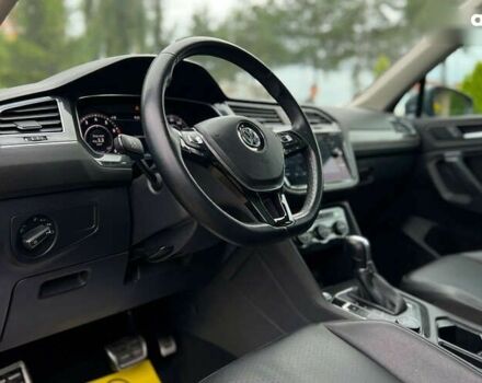 Фольксваген Тігуан, об'ємом двигуна 2 л та пробігом 81 тис. км за 21300 $, фото 19 на Automoto.ua