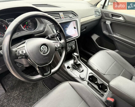 Фольксваген Тигуан, объемом двигателя 2 л и пробегом 135 тыс. км за 19900 $, фото 16 на Automoto.ua
