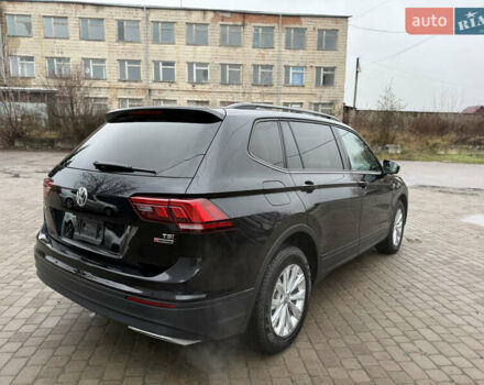 Фольксваген Тігуан, об'ємом двигуна 0 л та пробігом 130 тис. км за 16600 $, фото 9 на Automoto.ua