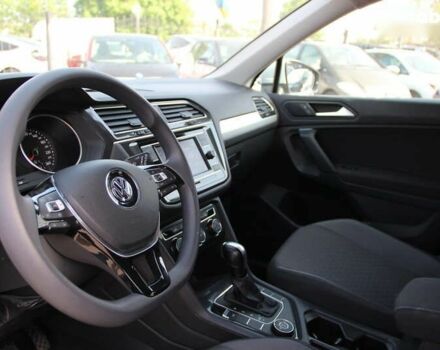 Фольксваген Тигуан, объемом двигателя 2 л и пробегом 104 тыс. км за 22200 $, фото 14 на Automoto.ua