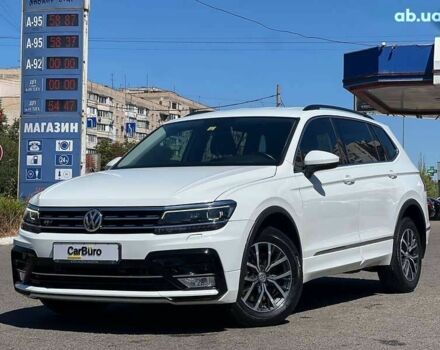 Фольксваген Тігуан, об'ємом двигуна 2 л та пробігом 64 тис. км за 17900 $, фото 5 на Automoto.ua