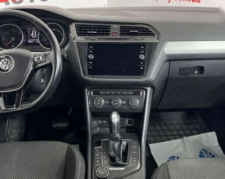 Фольксваген Тигуан, объемом двигателя 2 л и пробегом 205 тыс. км за 21950 $, фото 8 на Automoto.ua