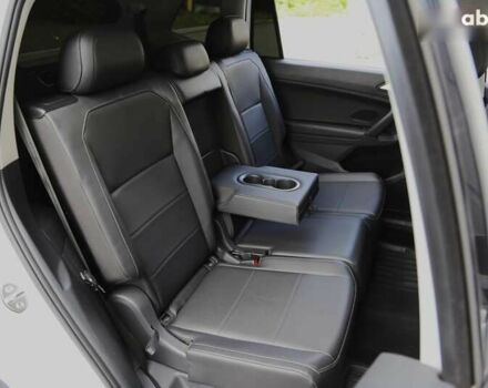 Фольксваген Тігуан, об'ємом двигуна 2 л та пробігом 138 тис. км за 17900 $, фото 9 на Automoto.ua