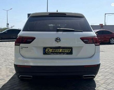Фольксваген Тигуан, объемом двигателя 2 л и пробегом 123 тыс. км за 21800 $, фото 5 на Automoto.ua