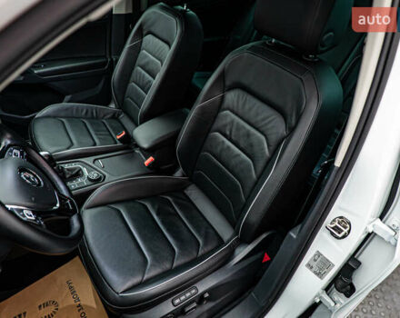 Фольксваген Тигуан, объемом двигателя 2 л и пробегом 56 тыс. км за 31844 $, фото 10 на Automoto.ua