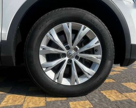 Фольксваген Тігуан, об'ємом двигуна 2 л та пробігом 163 тис. км за 15990 $, фото 8 на Automoto.ua