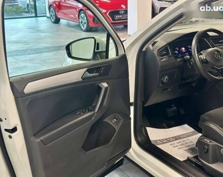 Фольксваген Тігуан, об'ємом двигуна 2 л та пробігом 147 тис. км за 22790 $, фото 11 на Automoto.ua