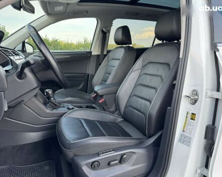 Фольксваген Тигуан, объемом двигателя 2 л и пробегом 146 тыс. км за 21300 $, фото 29 на Automoto.ua