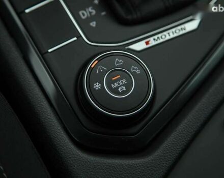 Фольксваген Тігуан, об'ємом двигуна 2 л та пробігом 84 тис. км за 24500 $, фото 16 на Automoto.ua