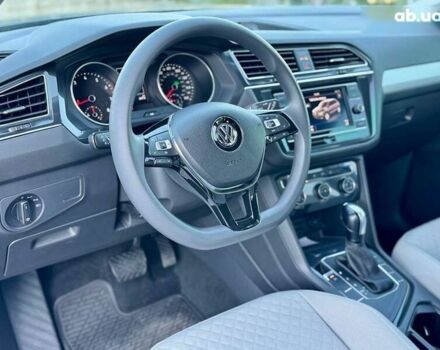 Фольксваген Тигуан, объемом двигателя 0 л и пробегом 82 тыс. км за 17900 $, фото 16 на Automoto.ua