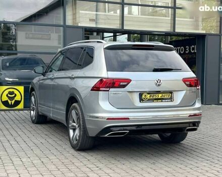 Фольксваген Тигуан, объемом двигателя 2 л и пробегом 40 тыс. км за 28200 $, фото 4 на Automoto.ua