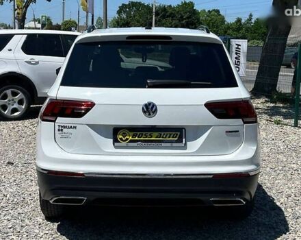 Фольксваген Тигуан, объемом двигателя 2 л и пробегом 130 тыс. км за 21500 $, фото 4 на Automoto.ua